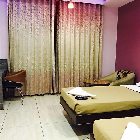 Iroomz Vaishali Residency Ballari Zewnętrze zdjęcie